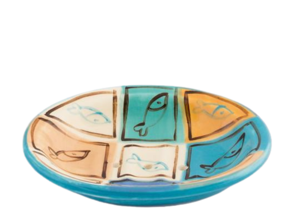 https://www.thumbprintartifacts.com/cdn/shop/products/ArnistonCeramicsSoapDish.png?v=1618755999&width=1024